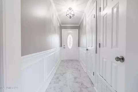 Entry Way - 312 Thunderbird Dr, Hernando, MS 38632 photo 1 of 1