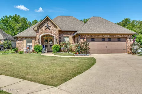 102 Mannheim Cv, Canton, MS 39046