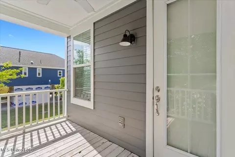 Exterior - 215 E Second St #5, Pass Christian, MS 39571 photo 4 of 9
