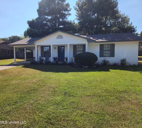 4615 Tacoma Pl, Olive Branch, MS 38654