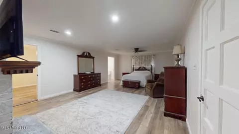 Bedroom - 450 Cato Rd, Brandon, MS 39042 photo 2 of 9