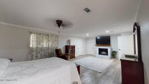 Bedroom - 450 Cato Rd, Brandon, MS 39042 photo 3 of 9