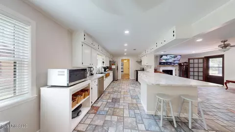 Entry Way - 450 Cato Rd, Brandon, MS 39042 photo 1 of 1