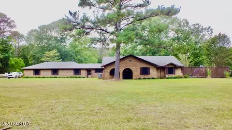 450 Cato Rd, Brandon, MS 39042