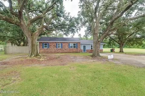Exterior - 20003 Commission Rd, Long Beach, MS 39560 photo 1 of 13