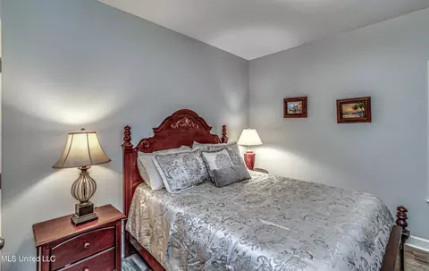 Bedroom - 436 Ridge Cir, Brandon, MS 39047 photo 5 of 13