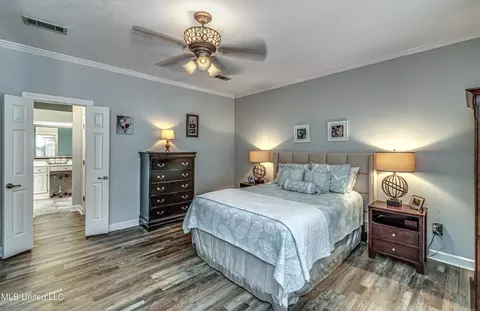 Bedroom - 436 Ridge Cir, Brandon, MS 39047 photo 10 of 13
