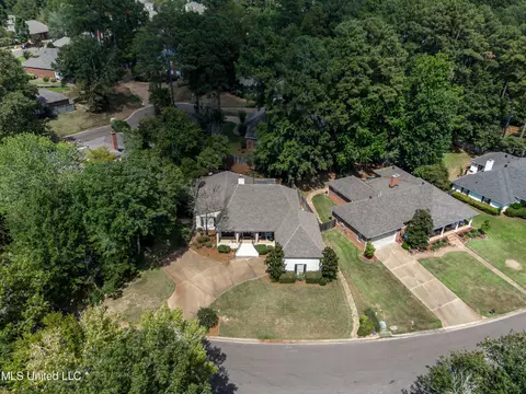 View/Area - 436 Ridge Cir, Brandon, MS 39047 photo 1 of 10