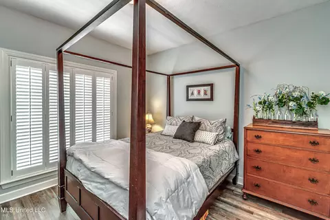 Bedroom - 436 Ridge Cir, Brandon, MS 39047 photo 2 of 13