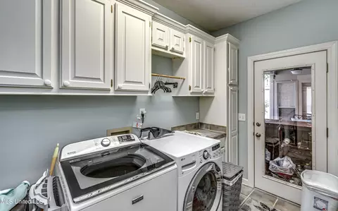 Other - 436 Ridge Cir, Brandon, MS 39047 photo 5 of 12