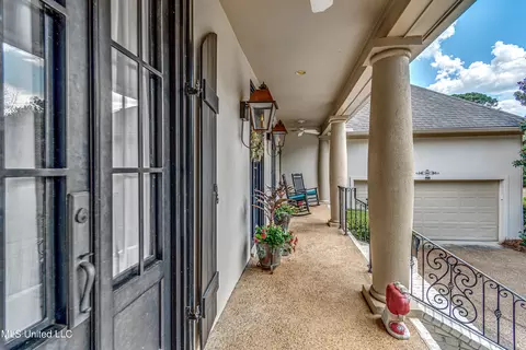 Exterior - 436 Ridge Cir, Brandon, MS 39047 photo 6 of 21