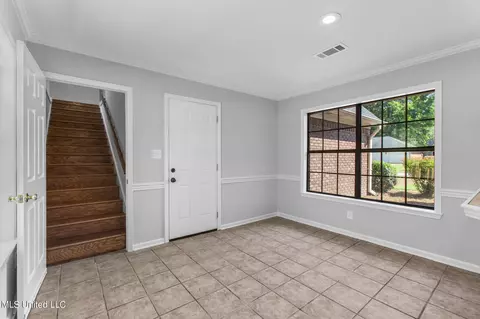 Entry Way - 1001 Preston Dr, Brandon, MS 39047 photo 4 of 7