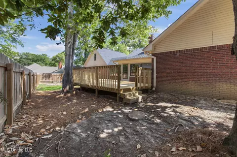 Exterior - 1001 Preston Dr, Brandon, MS 39047 photo 19 of 21