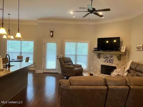 617 Tucker Xing, Brandon, MS 39042 photo 7