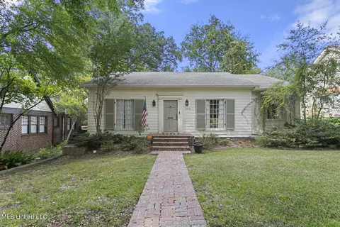 Exterior - 1024 Pinehurst St, Jackson, MS 39202 photo 2 of 8