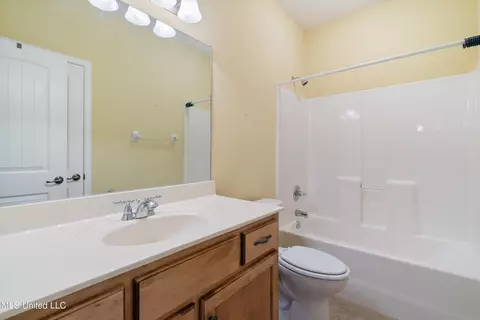 7240 Wind Dr, Olive Branch, MS 38654 photo 17