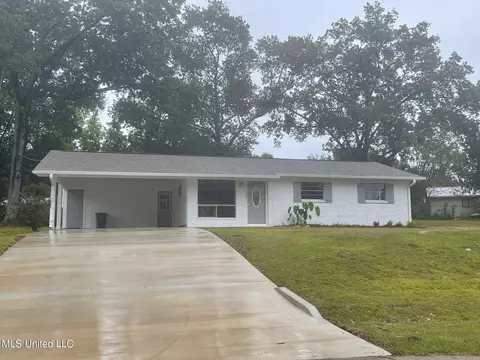 306 Williams St, Richland, MS 39218