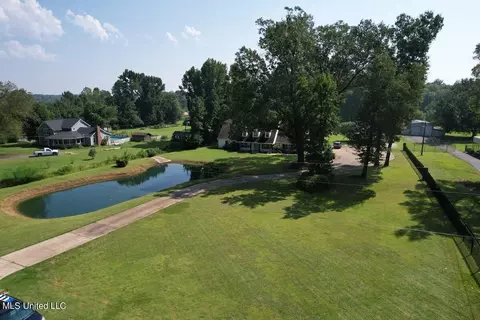 Other - 4925 Cherry Tree Dr, Olive Branch, MS 38654 photo 7 of 13