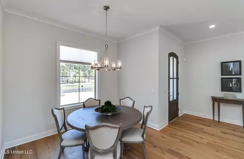 Dining - 170 Hampton Rdg, Madison, MS 39110 photo 2 of 3