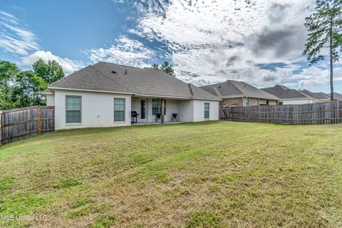 Exterior - 170 Hampton Rdg, Madison, MS 39110 photo 5 of 6