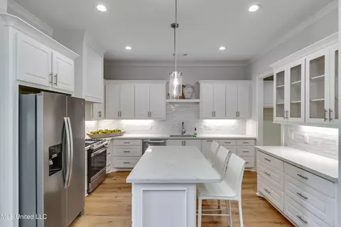 Kitchen - 170 Hampton Rdg, Madison, MS 39110 photo 1 of 7