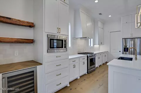 Kitchen - 1325 Jasmine Way, Flowood, MS 39232 photo 3 of 3
