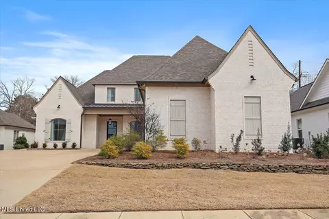 Exterior - 1325 Jasmine Way, Flowood, MS 39232 photo 2 of 5