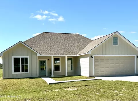 235 Juniper Grove Rd, Poplarville, MS 39470