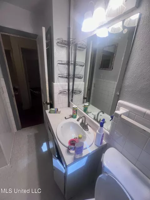 521 Belvedere Rd, Jackson, MS 39206 photo 9