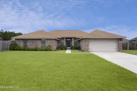 14675 N Bruce Cv, D'iberville, MS 39540