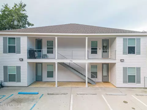 776 Moanalua Way #203, Diamondhead, MS 39525