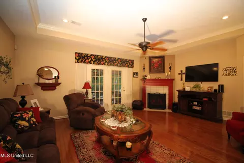 3686 Shelby Cv, Hernando, MS 38632 photo 3