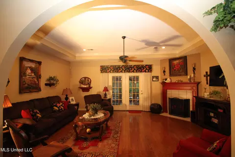 3686 Shelby Cv, Hernando, MS 38632 photo 5