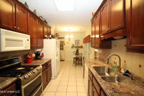 3686 Shelby Cv, Hernando, MS 38632 photo 9