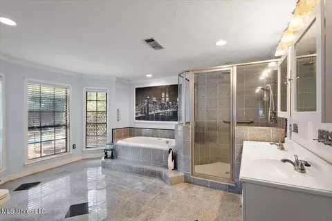 11 Rob Ln, Jackson, MS 39212 photo 14