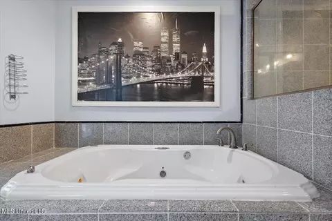 11 Rob Ln, Jackson, MS 39212 photo 16