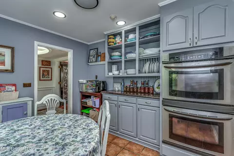 Kitchen - 798 E Fourth Ave, Morton, MS 39117 photo 5 of 5