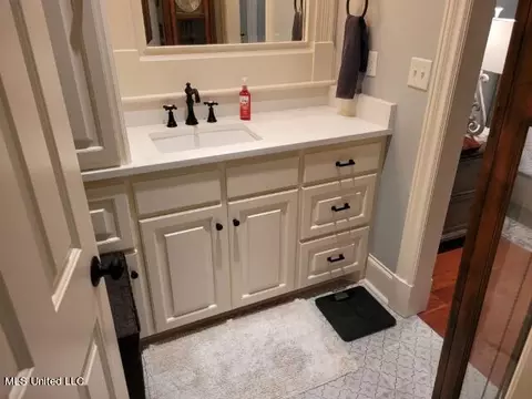 116 W Legacy Dr, Brandon, MS 39042 photo 12