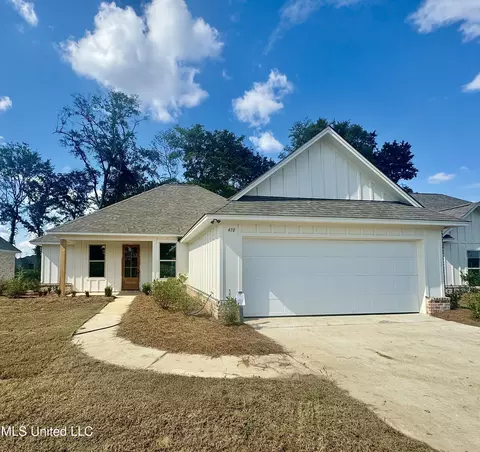 410 Butternut Dr, Canton, MS 39046 photo 1