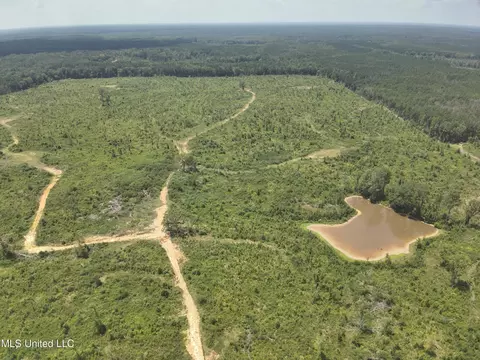 403 Mansell Road Rd, Camden, MS 39045
