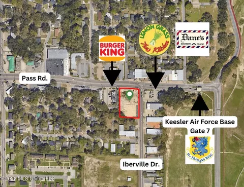 289 Iberville Dr, Biloxi, MS 39531