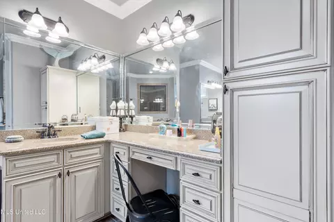 4733 W Robinson Loop, Olive Branch, MS 38654 photo 13