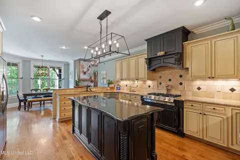 4733 W Robinson Loop, Olive Branch, MS 38654 photo 18