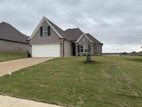 8816 Stroud Dr, Southaven, MS 38672