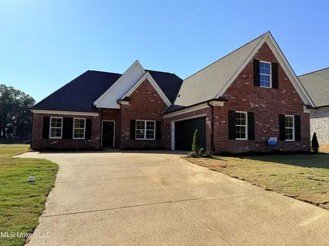 6097 Daffodil Ln, Walls, MS 38680