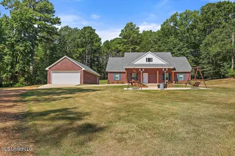 587 Clinton-tinnin Rd, Clinton, MS 39056