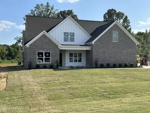 13617 Louise Cv, Byhalia, MS 38611