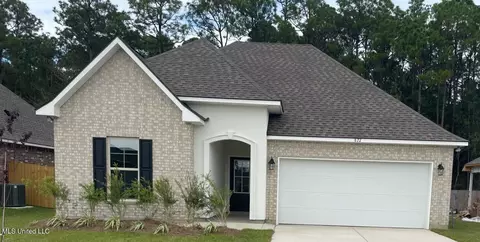 872 Leeward Dr, Biloxi, MS 39532