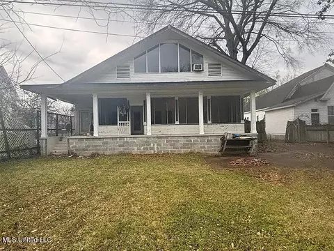 403 Margin St, Grenada, MS 38901 photo 2