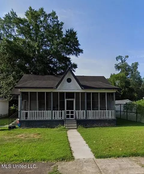 403 Margin St, Grenada, MS 38901